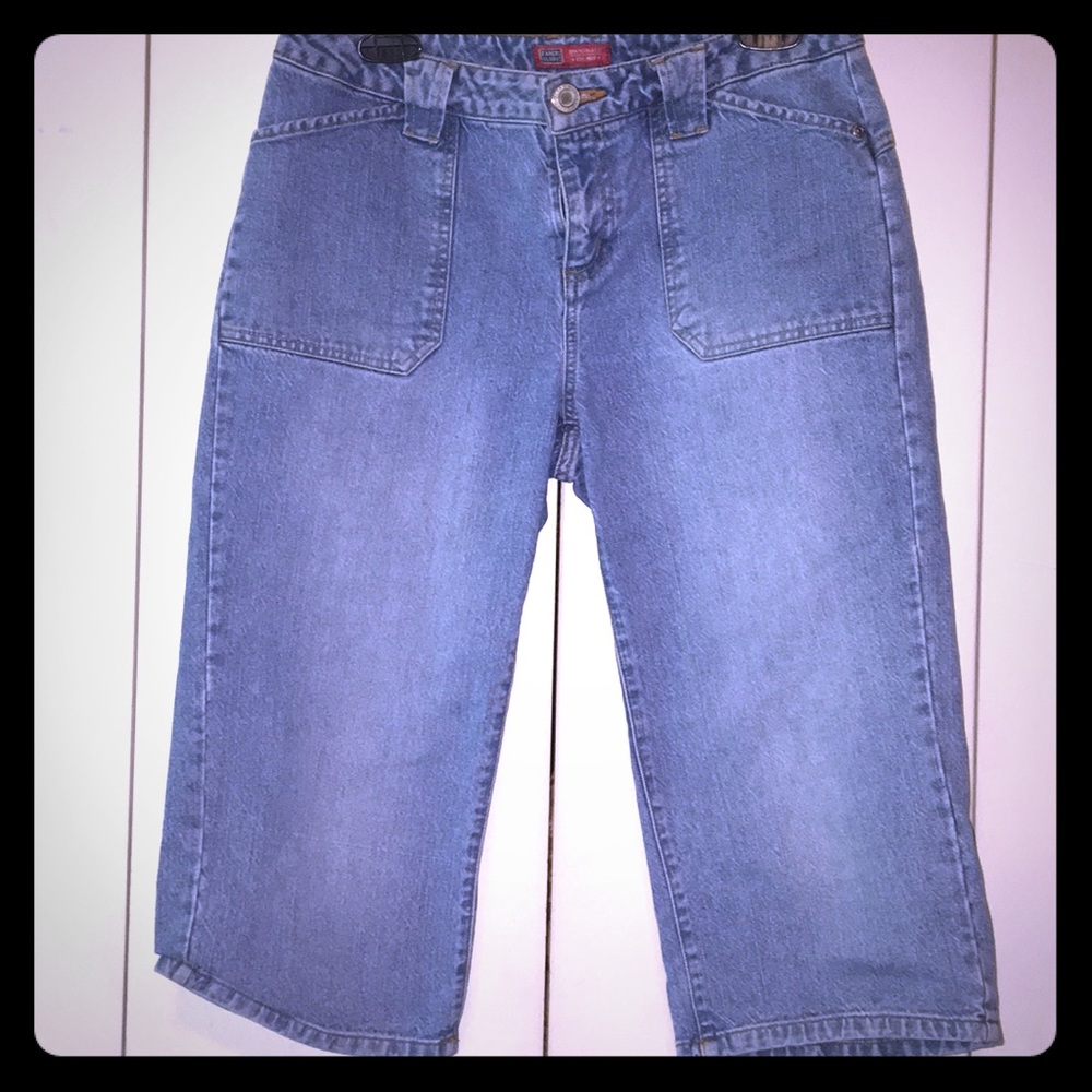 Faded Glory Capris